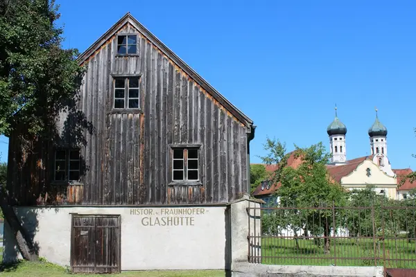 Aussenaufnahme der Fraunhofer Glashütte