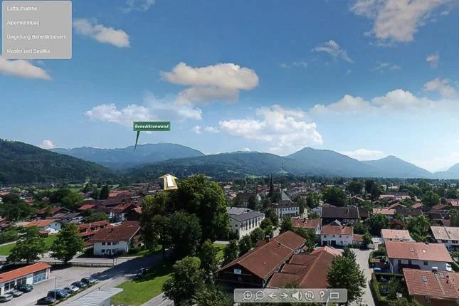 Bendiktbeuern mit Berghintergrund