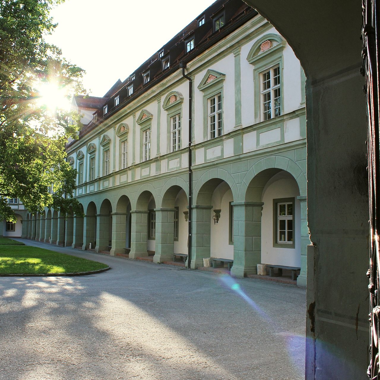 Abendstimmung im Klosterhof